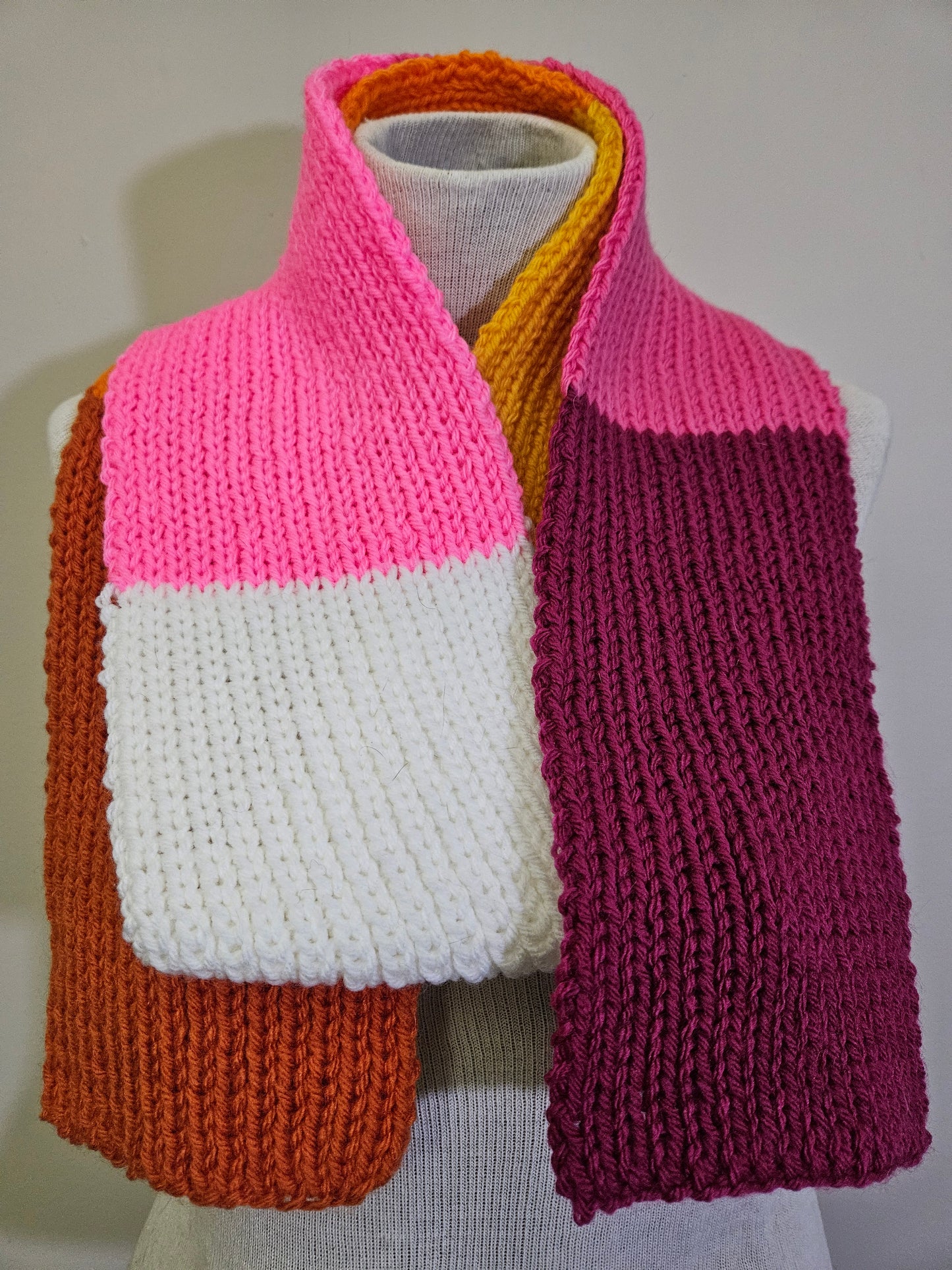 Sapphic Pride Scarf