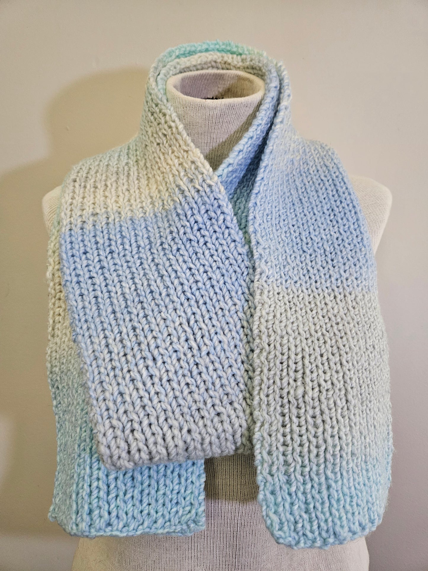 Blue & White Premium Scarf & Hat